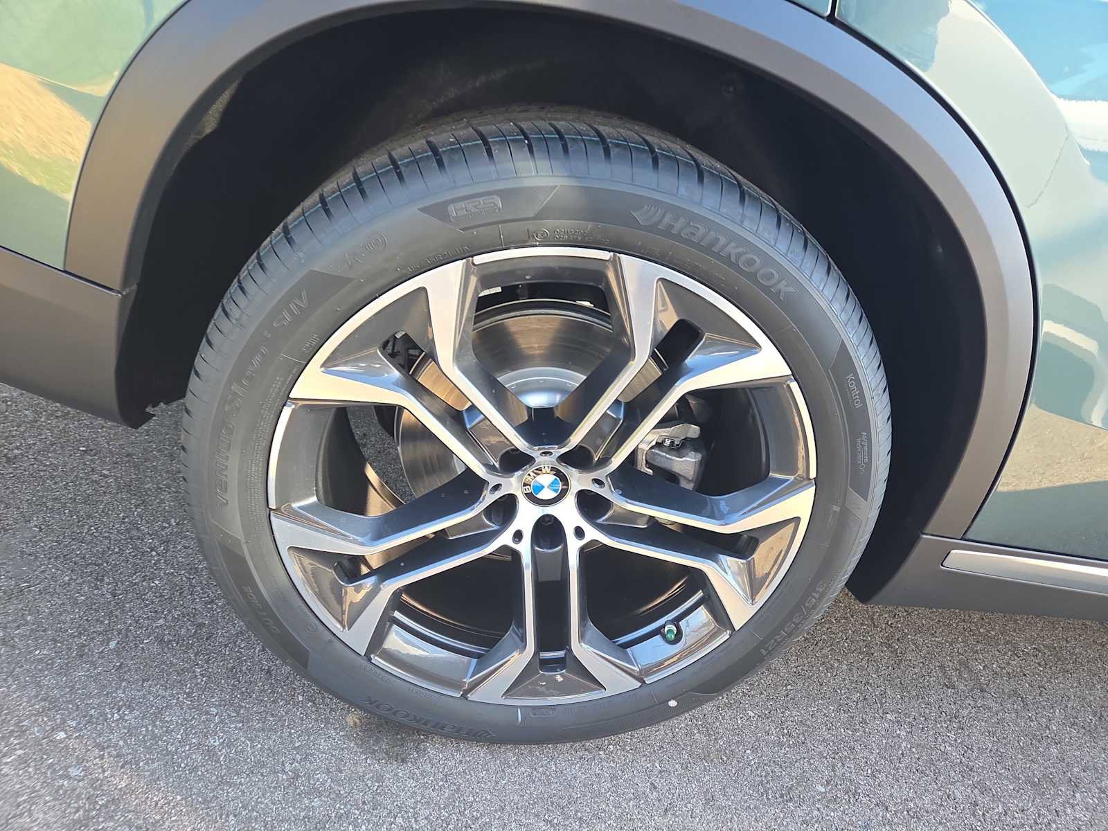 New 2026 BMW X5 xDrive40i image 4