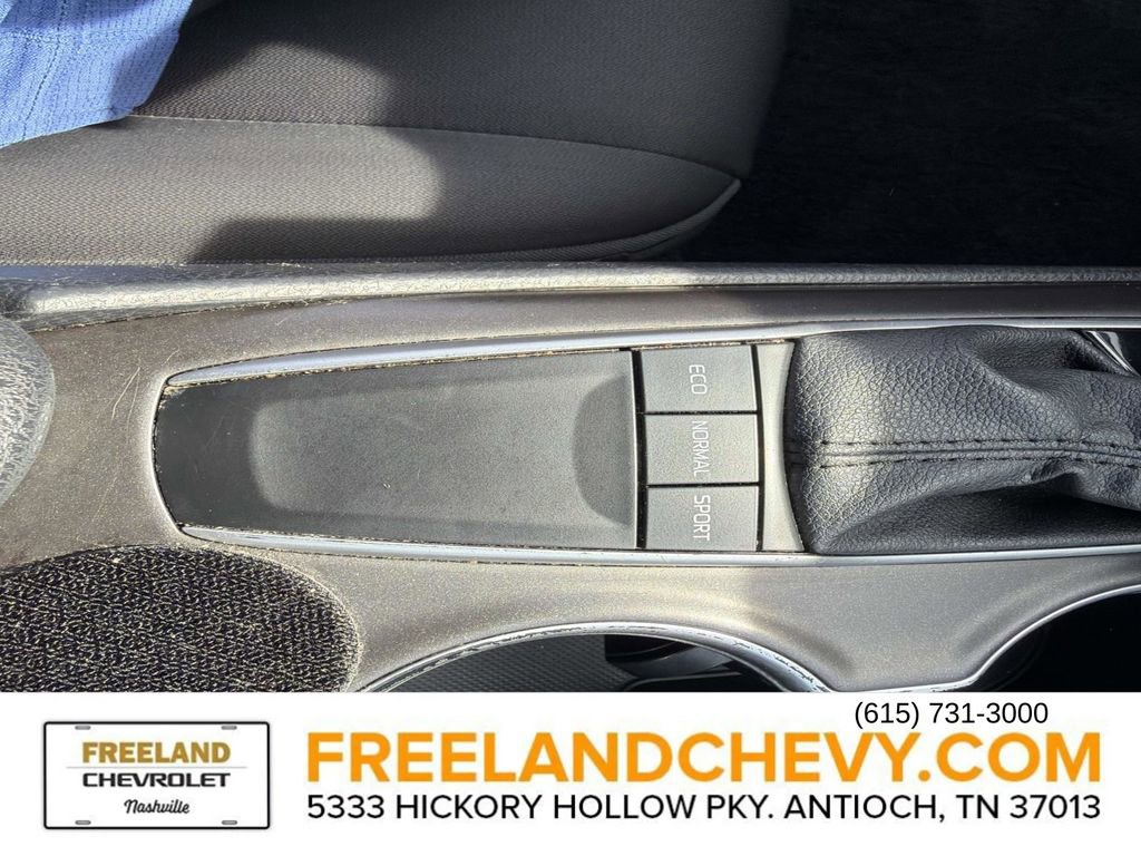 Used 2022 Toyota Camry LE w/ Convenience Package FWD image 32