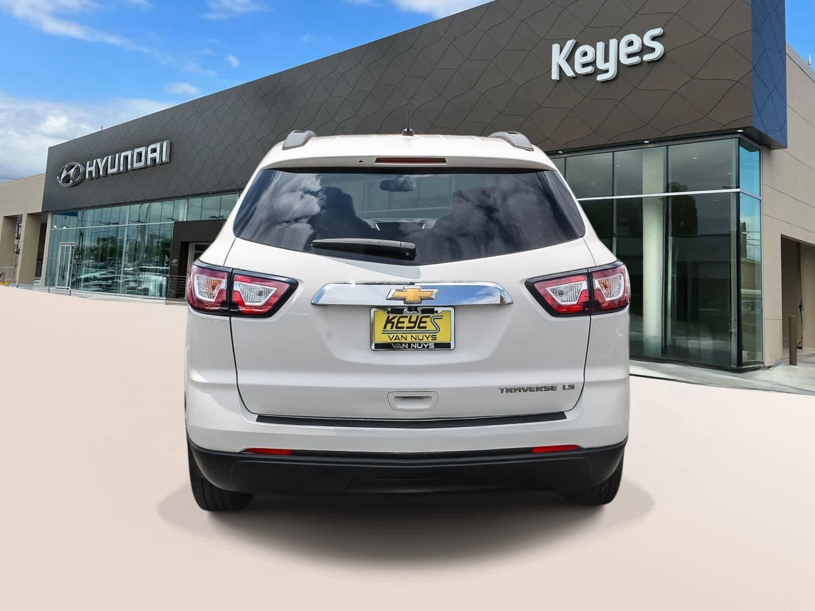 Used 2015 Chevrolet Traverse LS FWD image 6