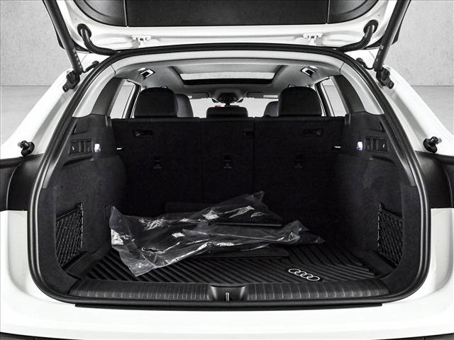 Certified 2025 Audi Q6 e-tron Premium Plus w/ Premium Plus AWD/4WD image 6
