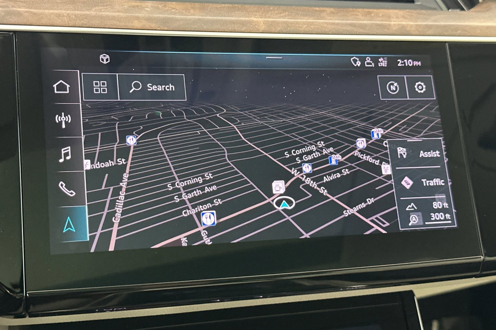 Used 2019 Audi e-tron Premium Plus image 18