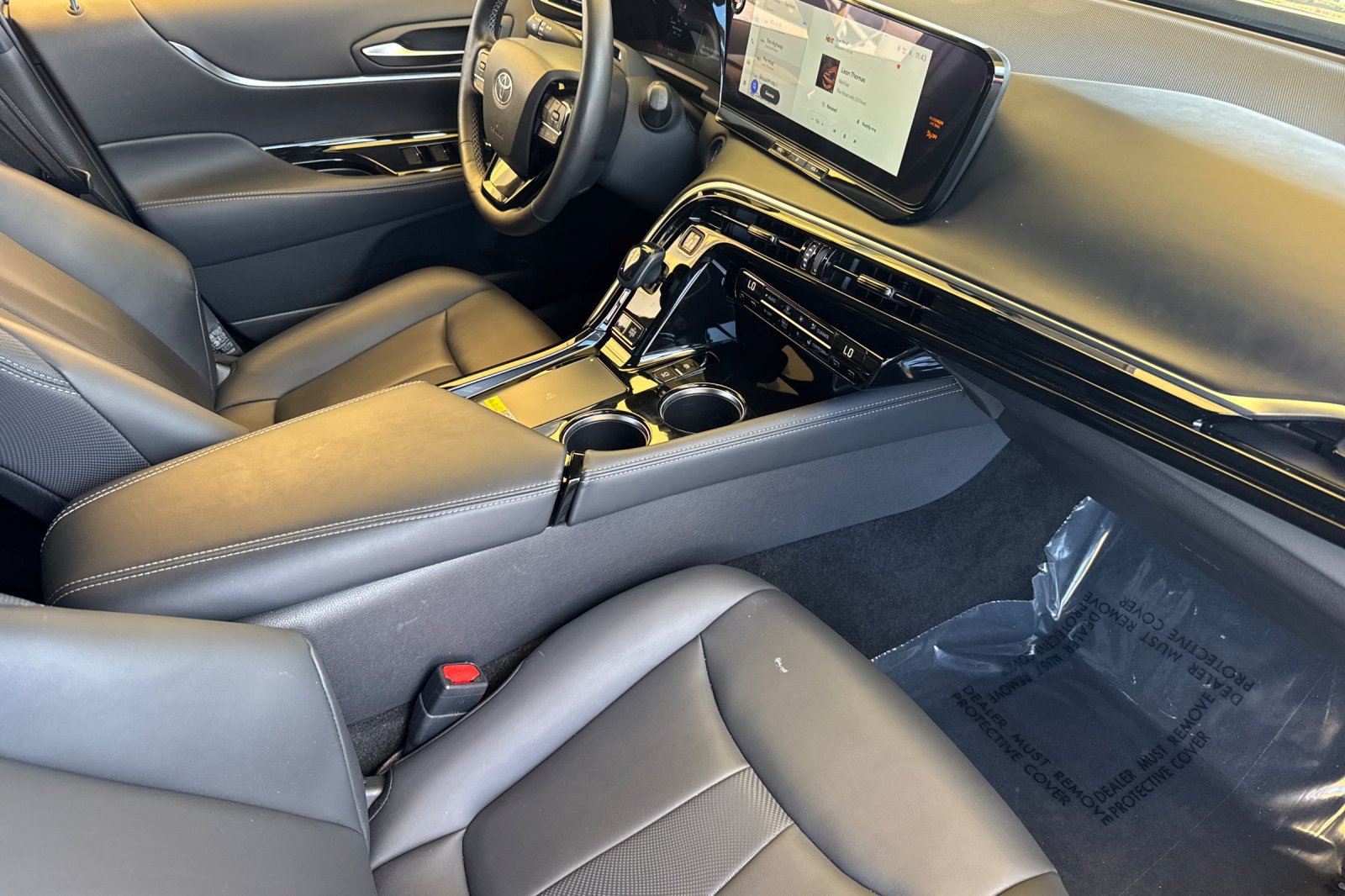 Certified 2025 Toyota Mirai XLE RWD image 19
