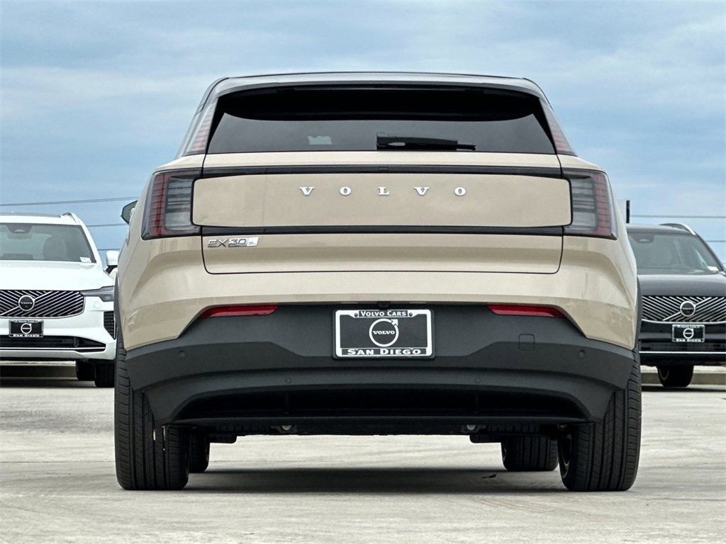 New 2026 Volvo EX30 Plus image 4