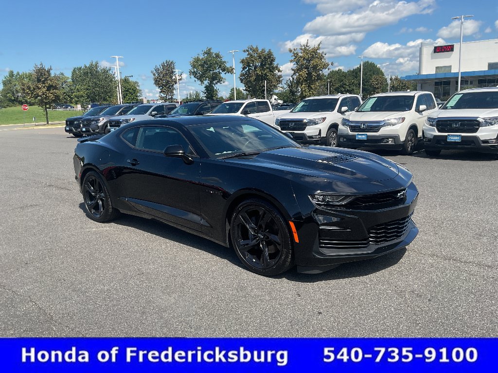 Used 2022 Chevrolet Camaro SS RWD image 8