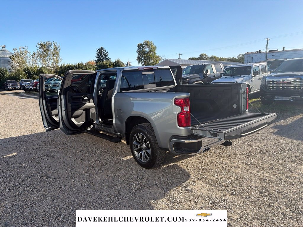 Used 2024 Chevrolet Silverado 1500 LT AWD/4WD image 28