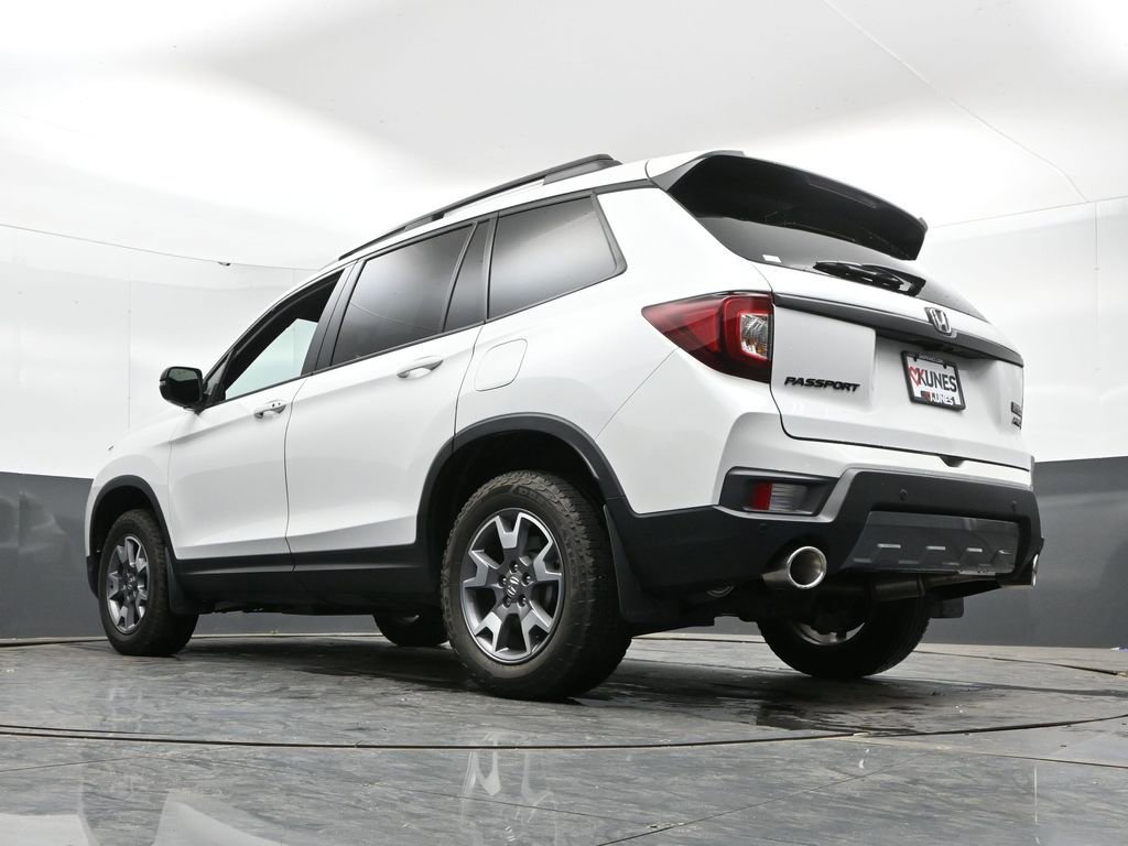 Used 2022 Honda Passport TrailSport image 31
