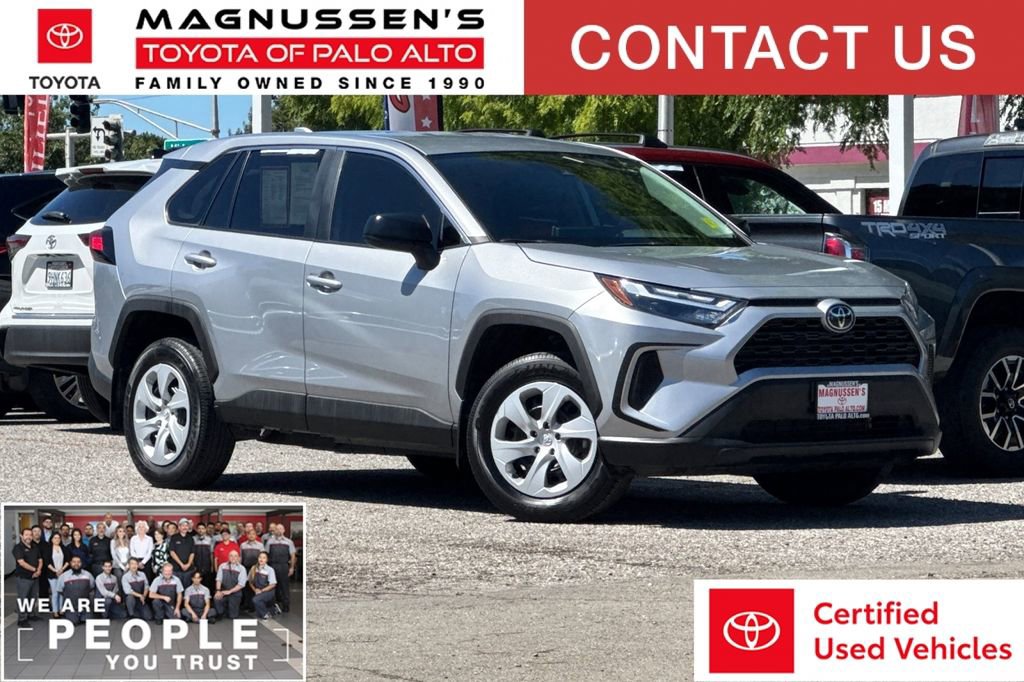 Certified 2025 Toyota RAV4 LE AWD/4WD image 1