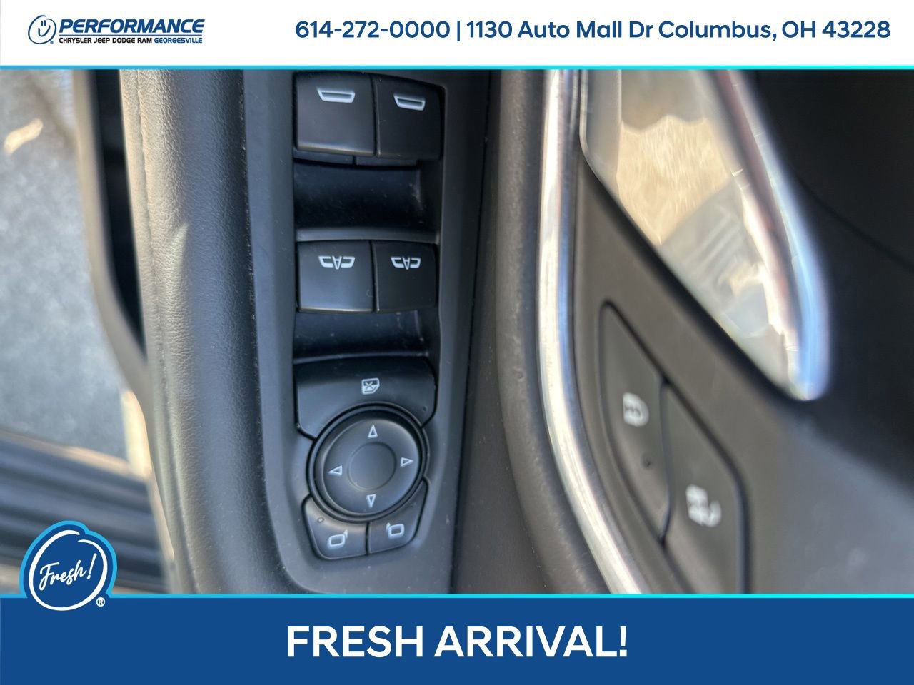 Used 2023 GMC Yukon XL SLE w/ Gmc Pro Safety Plus Package image 13