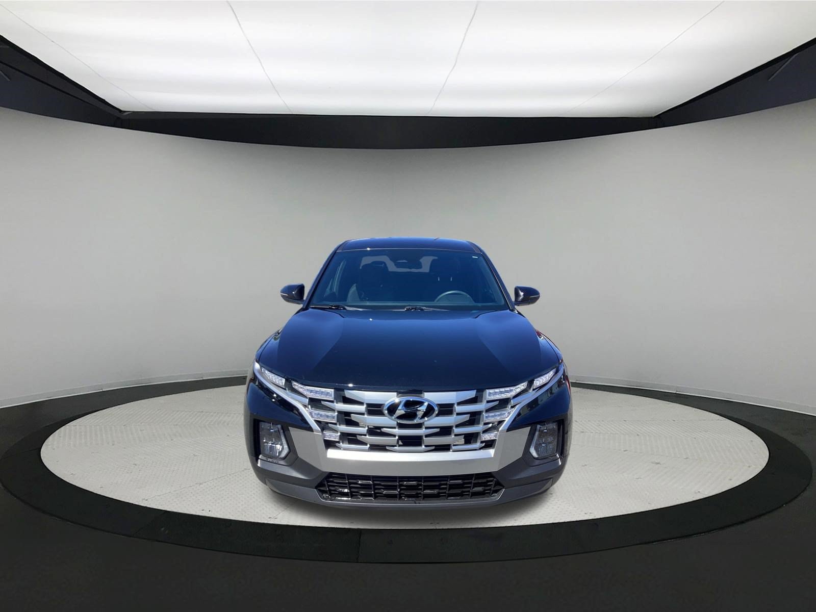 Used 2024 Hyundai Santa Cruz SEL AWD/4WD image 3