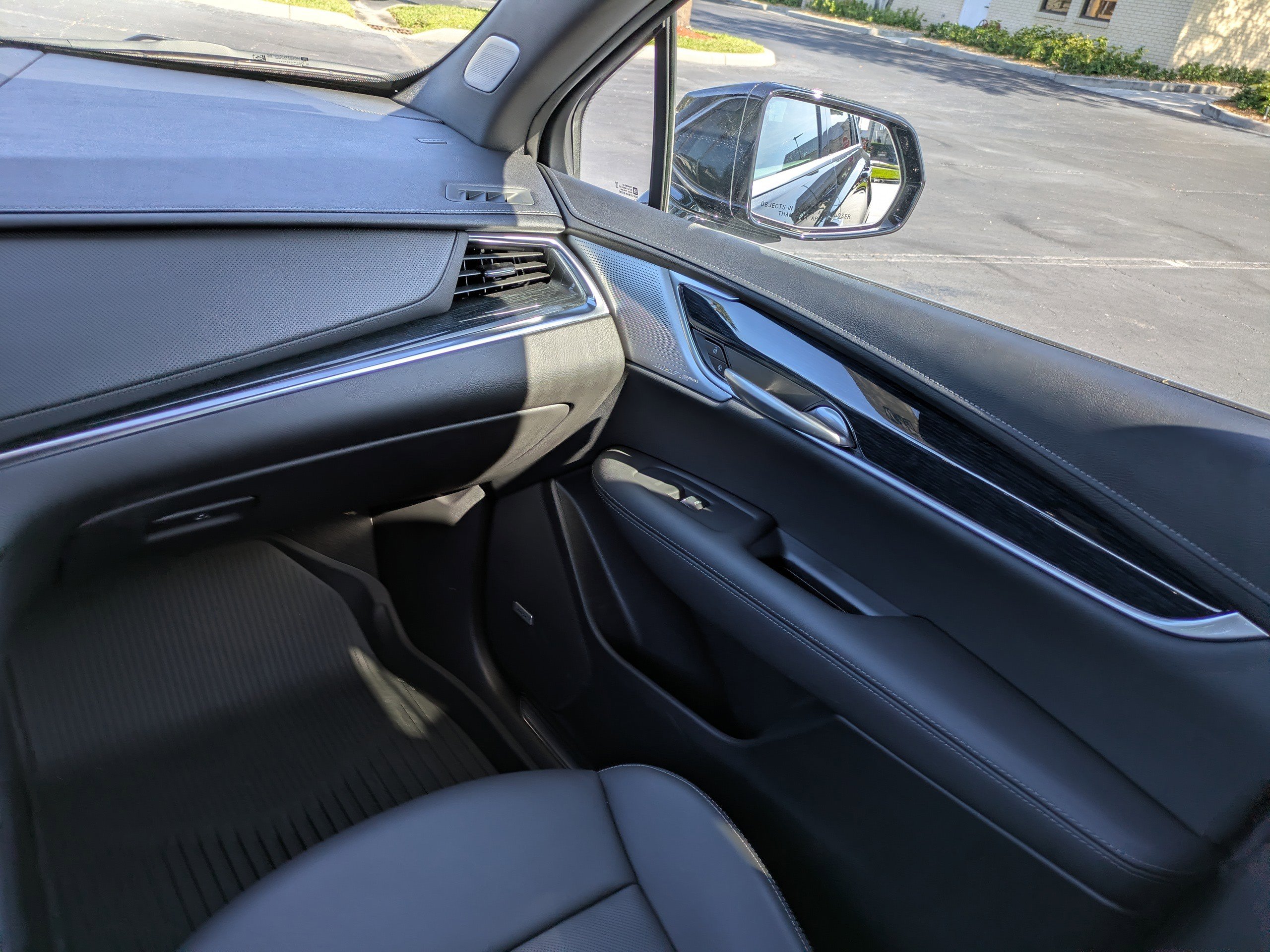 Certified 2025 Cadillac XT5 Premium Luxury w/ Technology Package image 16