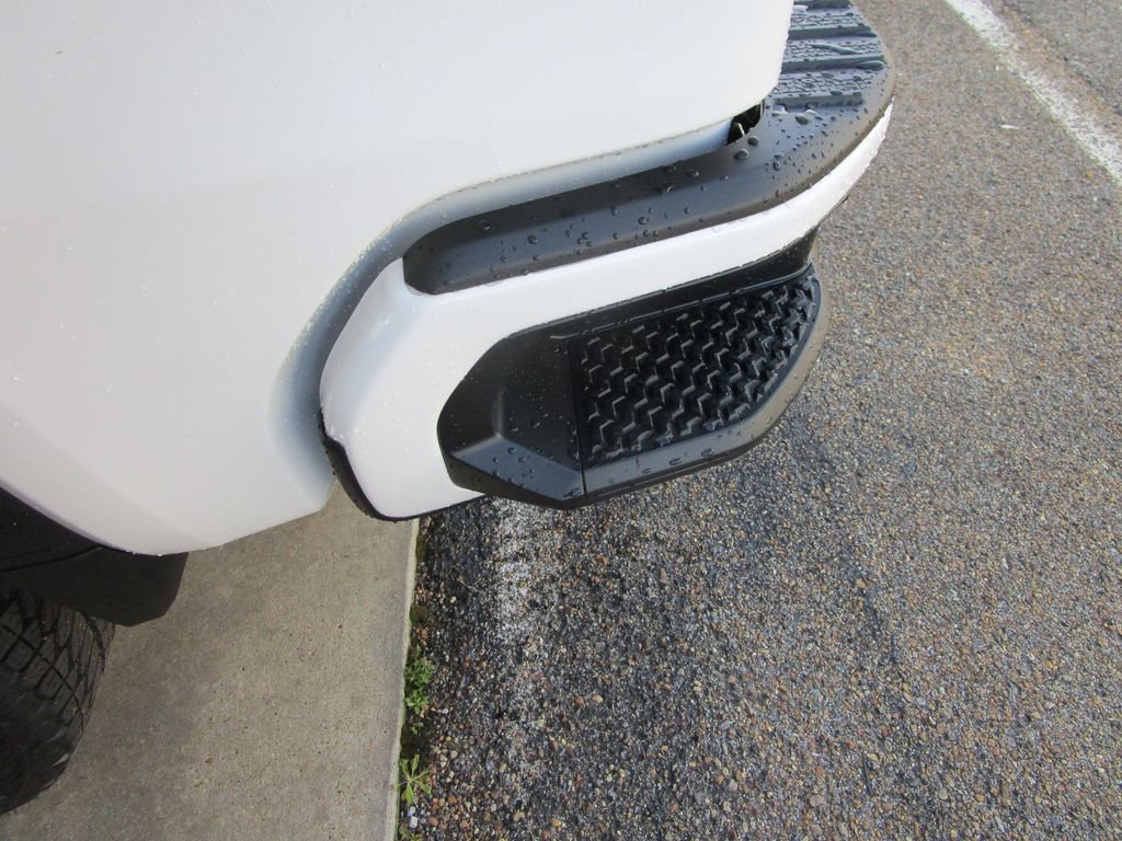 New 2026 GMC Sierra 1500 AT4 w/ Technology Package image 10