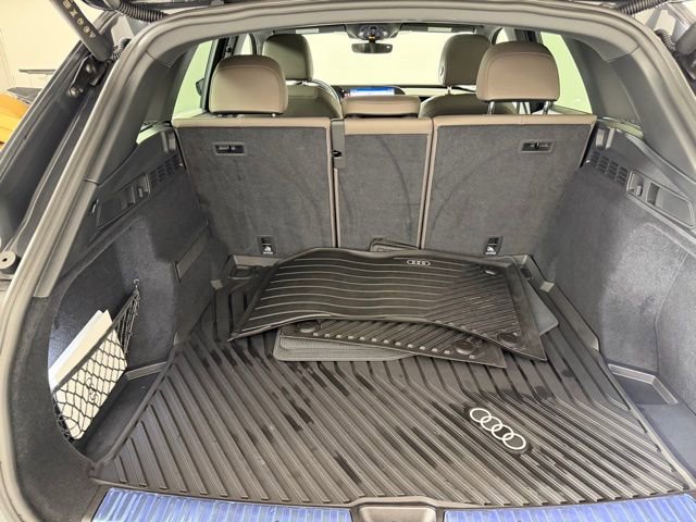 Used 2025 Audi Q5 Premium Plus w/ Premium Plus AWD/4WD image 21