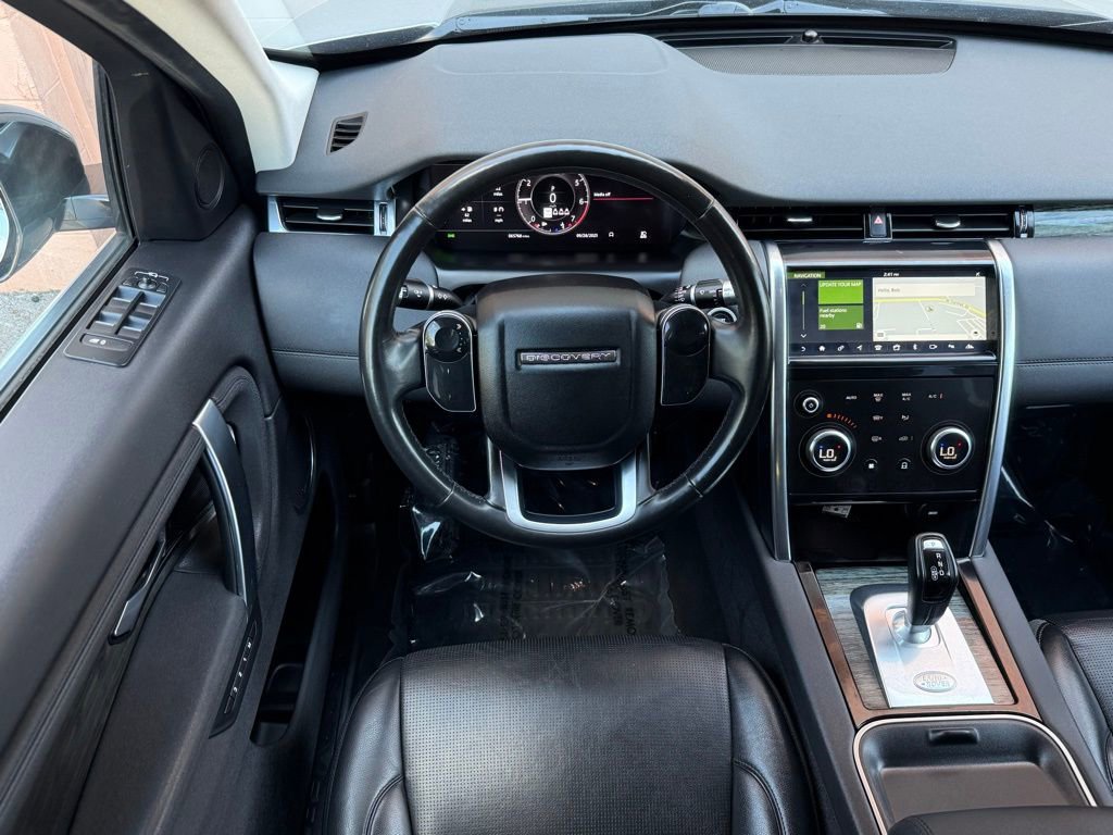Used 2020 Land Rover Discovery Sport SE image 24