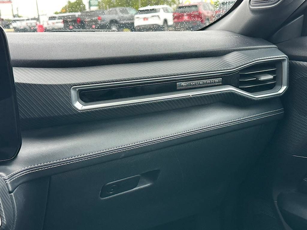 Used 2025 Ford Mustang Premium RWD image 24