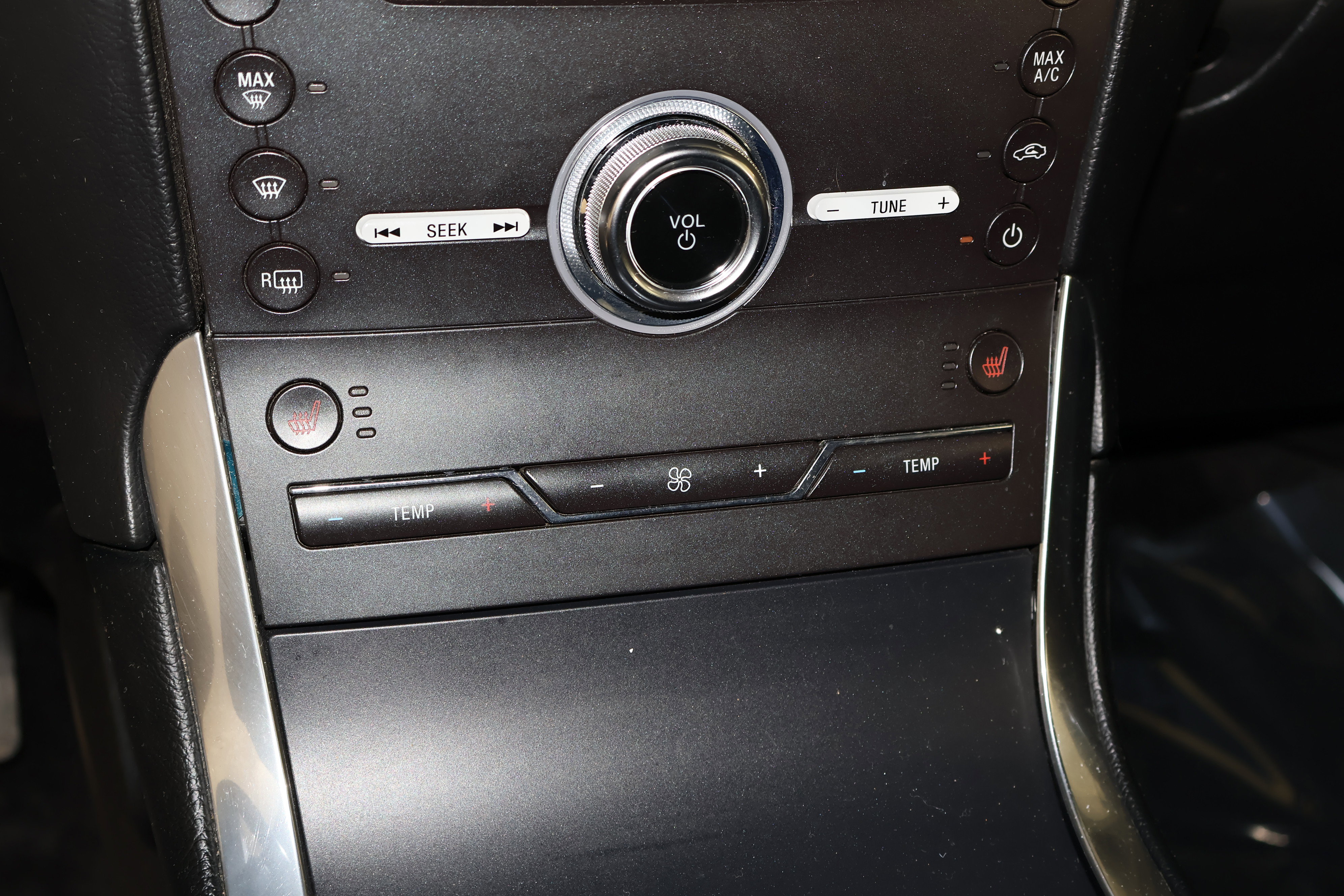 Used 2019 Ford Edge ST w/ Convenience Package image 31