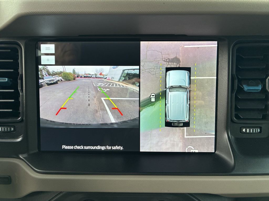 Used 2023 Ford Bronco Wildtrak image 16