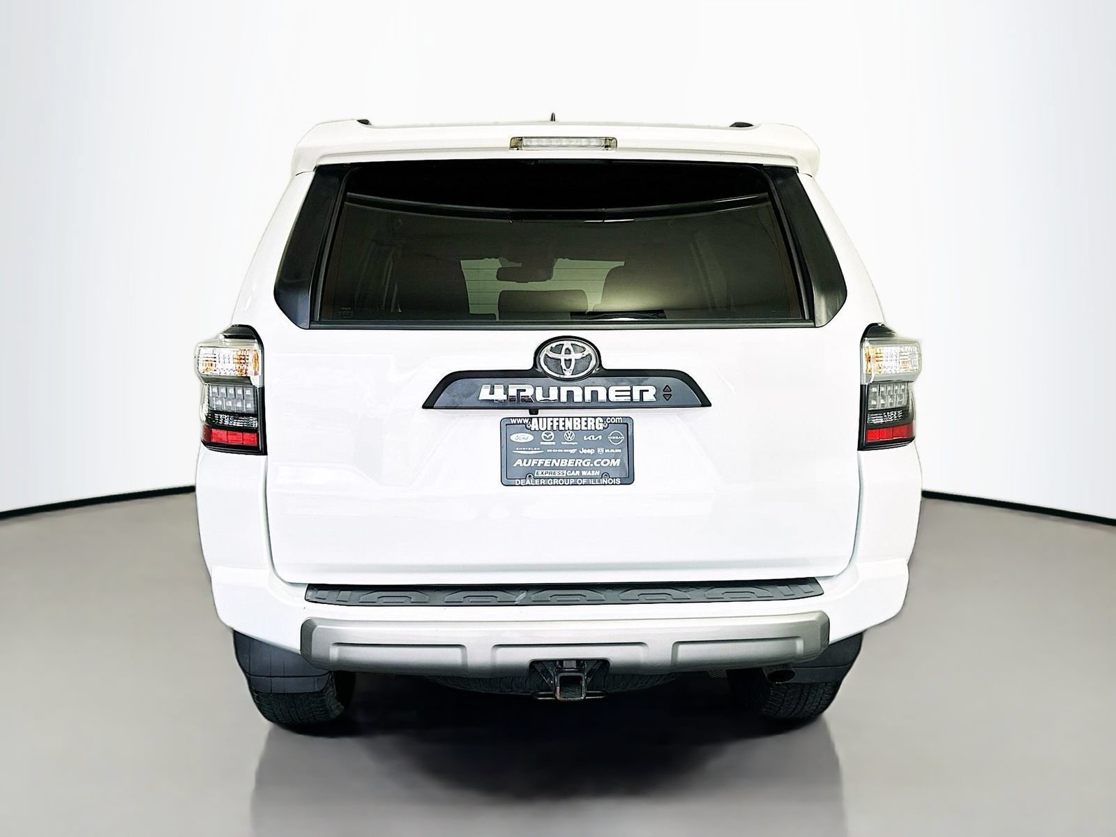 Used 2022 Toyota 4Runner TRD Off-Road AWD/4WD image 6