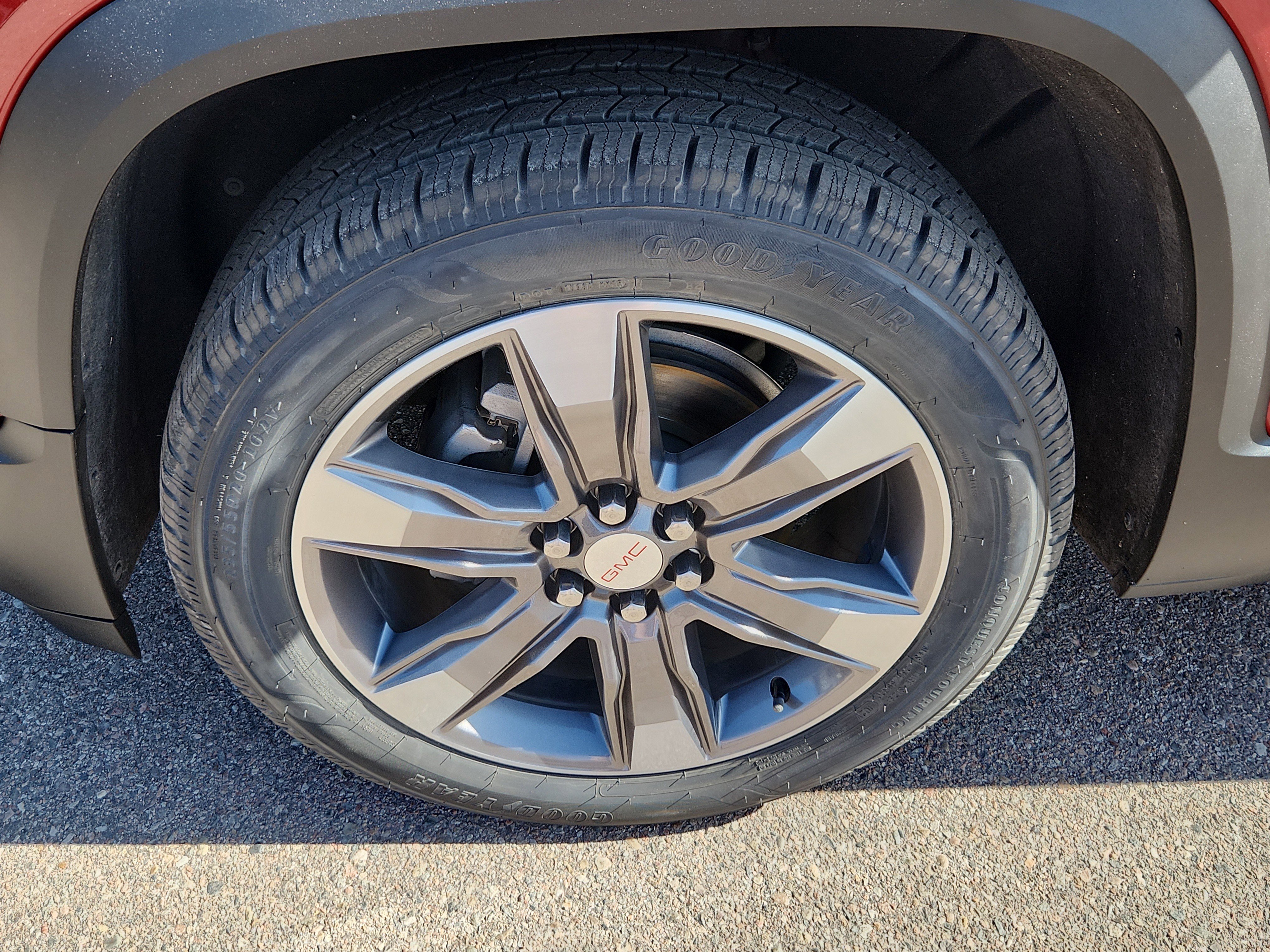 Used 2019 GMC Acadia SLT image 16