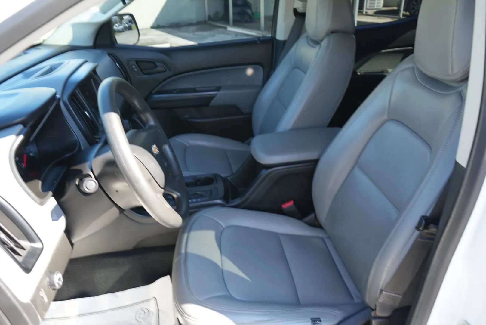 Used 2019 Chevrolet Colorado W/T RWD image 10