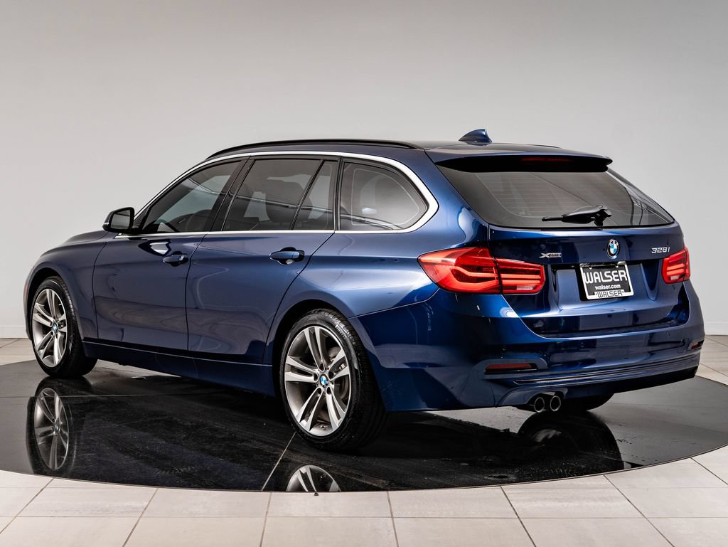Used 2016 BMW 328i xDrive Wagon AWD/4WD image 6
