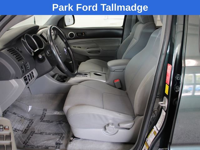 Used 2010 Toyota Tacoma 4x4 Double Cab image 13