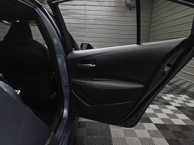Used 2020 Toyota Corolla SE FWD image 31