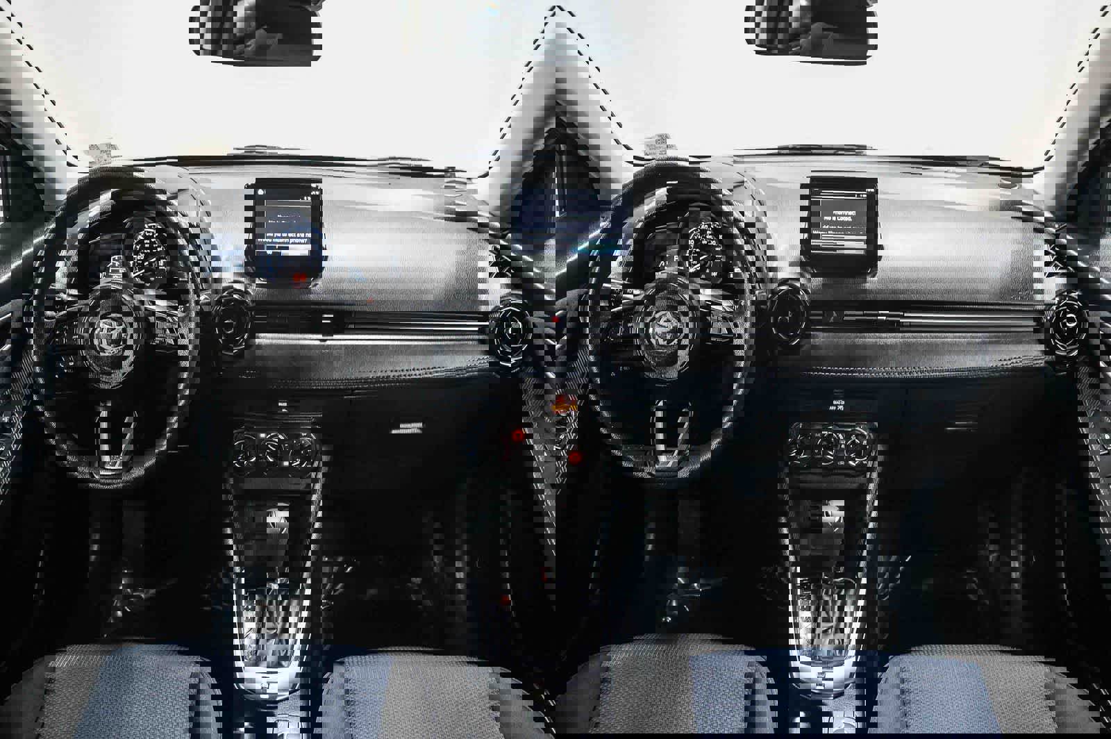 Certified 2020 Toyota Yaris LE image 13