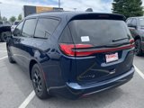 New 2025 Chrysler Pacifica Select image 5