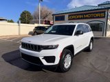 Used 2023 Jeep Grand Cherokee Laredo image 6