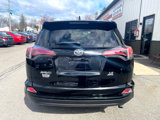 Used 2018 Toyota RAV4 LE image 5
