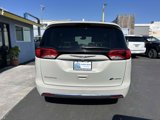 Used 2017 Chrysler Pacifica Platinum image 6