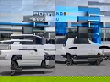 New 2025 Chevrolet Suburban High Country image 5