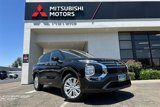 New 2025 Mitsubishi Outlander ES image 2