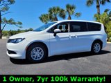 Certified 2022 Chrysler Voyager LX image 3