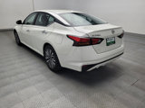 Used 2023 Nissan Altima 2.5 SV image 5