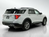 Used 2023 Ford Explorer XLT image 5