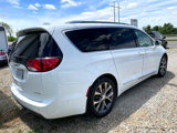 Used 2018 Chrysler Pacifica Limited w/ Tire & Wheel Group image 3