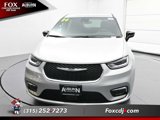 New 2026 Chrysler Pacifica Select image 3