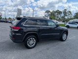 Used 2021 Jeep Grand Cherokee Laredo image 5