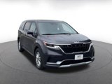 Used 2024 Kia Carnival LX image 3