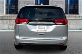 Used 2018 Chrysler Pacifica Touring-L image 4