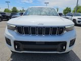 New 2025 Jeep Grand Cherokee Overland w/ Adv Protech Group III image 2