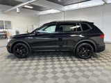 Used 2023 Volkswagen Tiguan SE R-Line image 4
