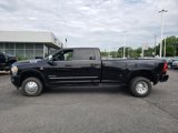 New 2024 RAM 3500 Limited image 3