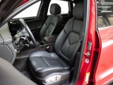 Certified 2024 Porsche Macan image 5