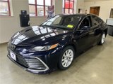 Used 2022 Toyota Camry LE image 3