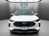 New 2025 Ford Escape SE image 3
