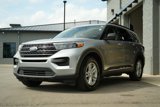 Used 2022 Ford Explorer XLT image 3