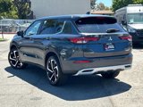 New 2025 Mitsubishi Outlander SE image 4