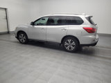 Used 2020 Nissan Pathfinder SL image 3